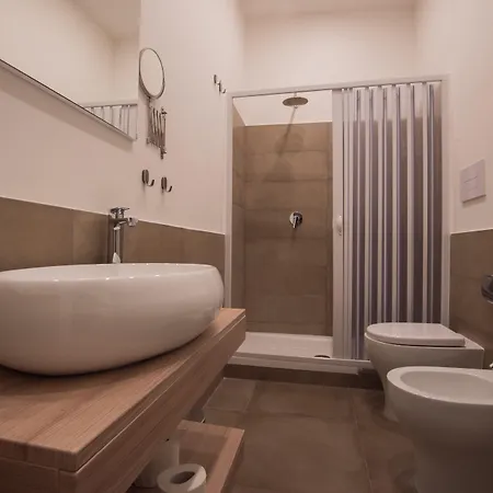 Interno 10 Cavour