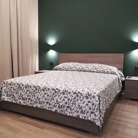 Bed & Breakfast Interno 10 Cavour 2*