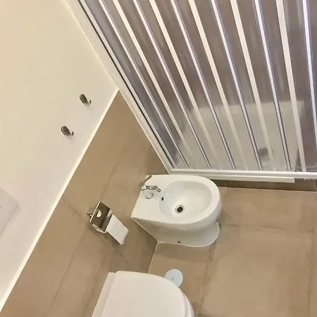 Interno 10 Cavour 3*