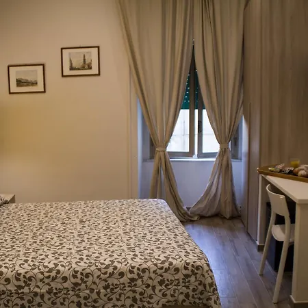 Interno 10 Cavour Alojamento de Acomodação e Pequeno-almoço