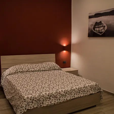 Interno 10 Cavour Bed & Breakfast 3*